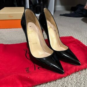 Christian Louboutin So Kate Pumps